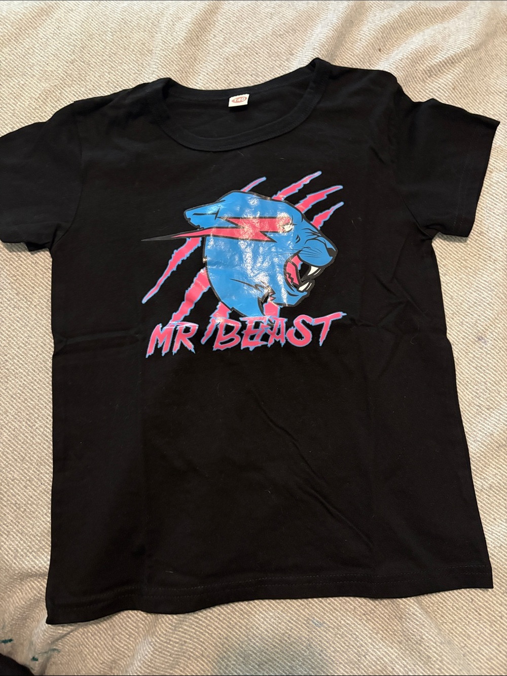 NWOT Mr Beast Tee s9